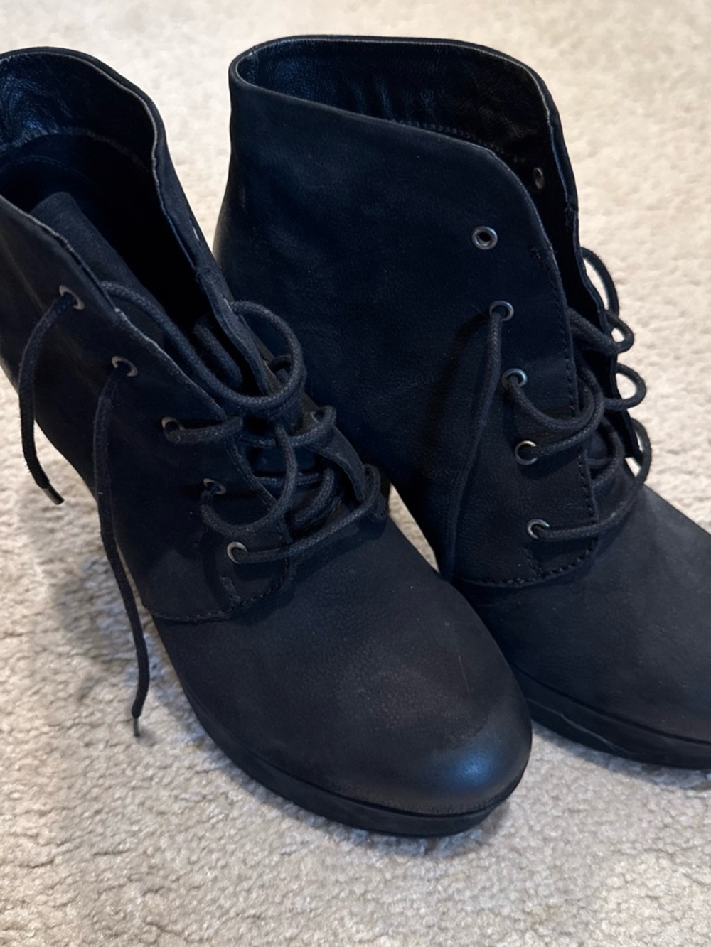 Steve Madden Black Lace-Up Women's Ankle Boots